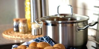 Ile czasu gotować bulion z kostki?