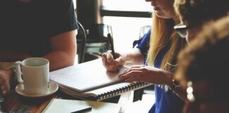 Co daje codzienny godzinny spacer?