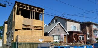 Gdzie śmietnik w ogrodzeniu?